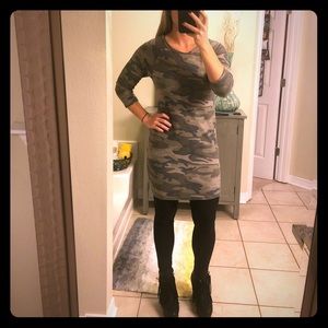 Francescas’s Army/Camouflage tunic top or dress💚